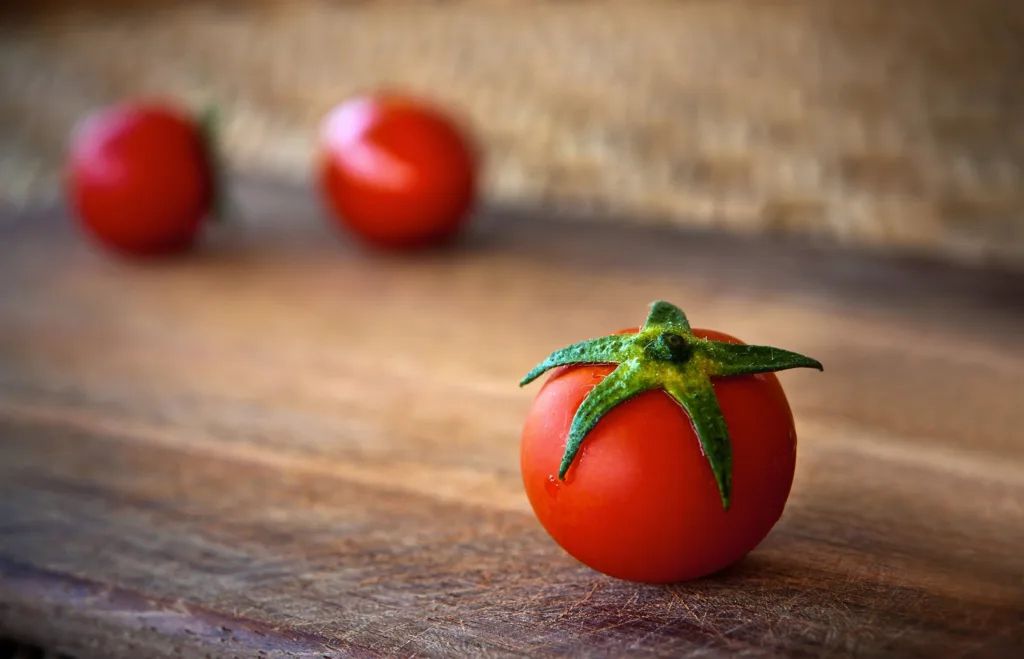 photo of tomato for vegetarian