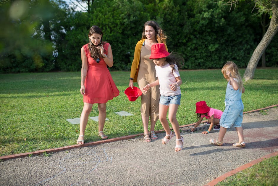 Image depicting children playing in a park, encouraging physical activity for children.